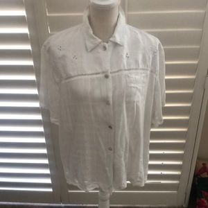 Faith white  pretty lightweight blouse. Great for warmer weather. Two pockets.
